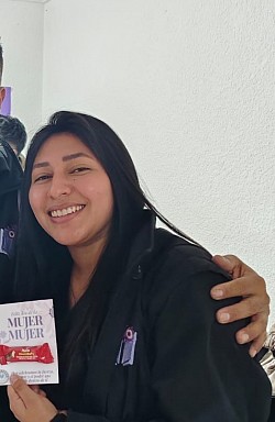 DIRECCIONADA POR UNA EXCELENTE MEDICO